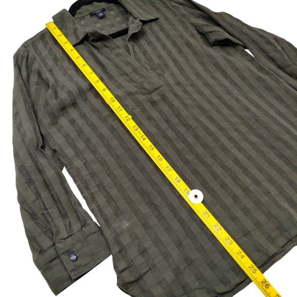 Ann Taylor Factory Olive Check V-Neck Collared Popover Size XS Cotton - Picture 5 of 8